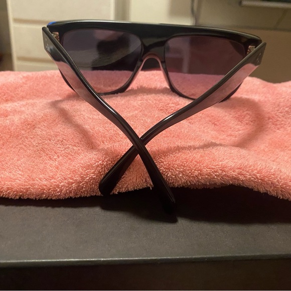 Celine original sunnies - Picture 3 of 3